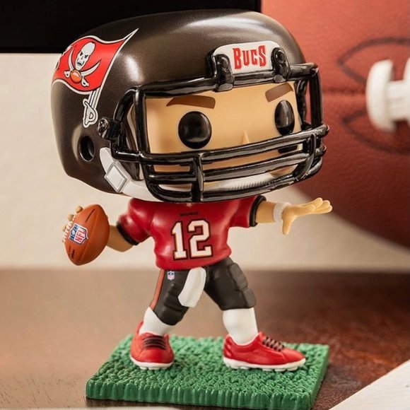Funko POP! NFL Football Tom Brady Tampa Bay Buccaneers Figure #157! - Picture 1 of 7
